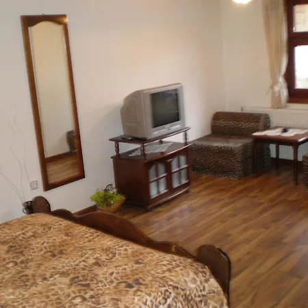 Konukevi Nenchova Koprivştitsa